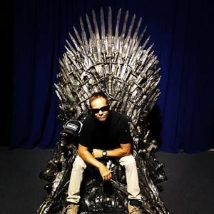 Meet your Posher, Curtis